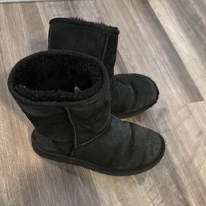 Women's Black Shearling Boots